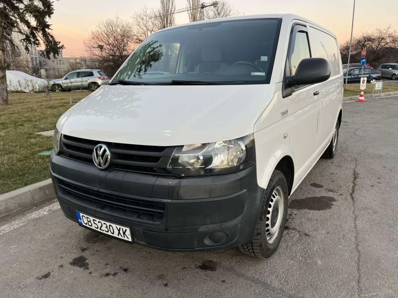 VW Transporter DIESEL / 6 скорости, снимка 1 - Бусове и автобуси - 49394885