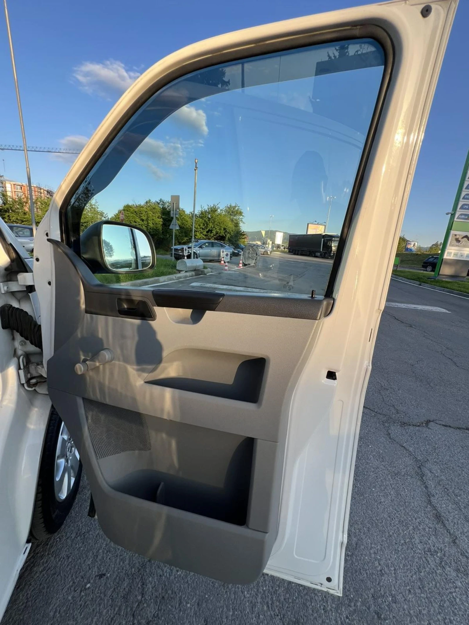 VW Transporter DIESEL / 5 скорости - изображение 10
