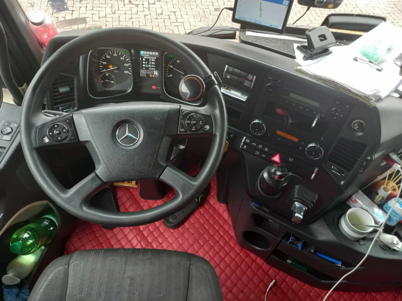 Mercedes-Benz Actros  - изображение 4