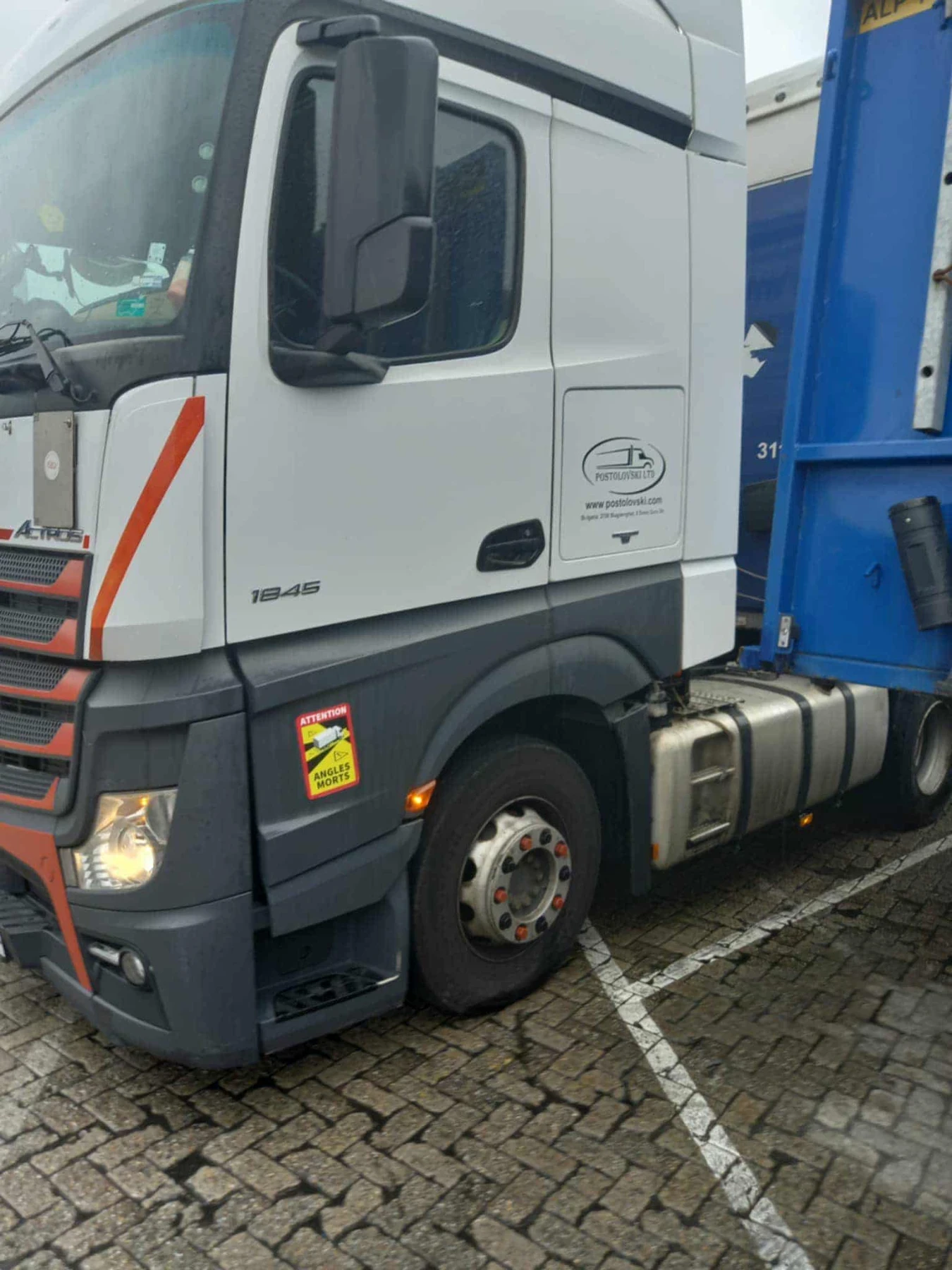 Mercedes-Benz Actros  - изображение 2