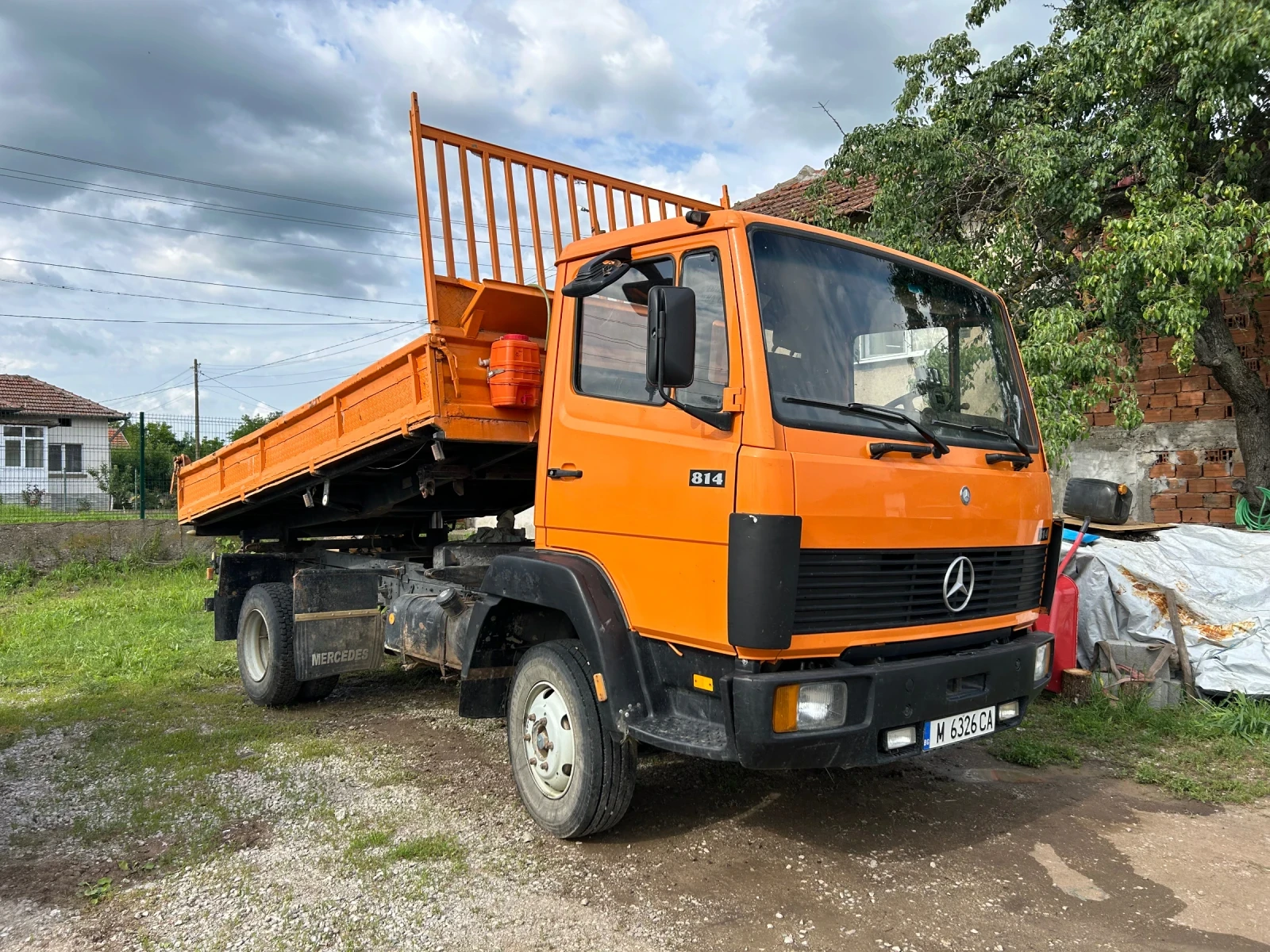 Mercedes-Benz 814d  - изображение 2