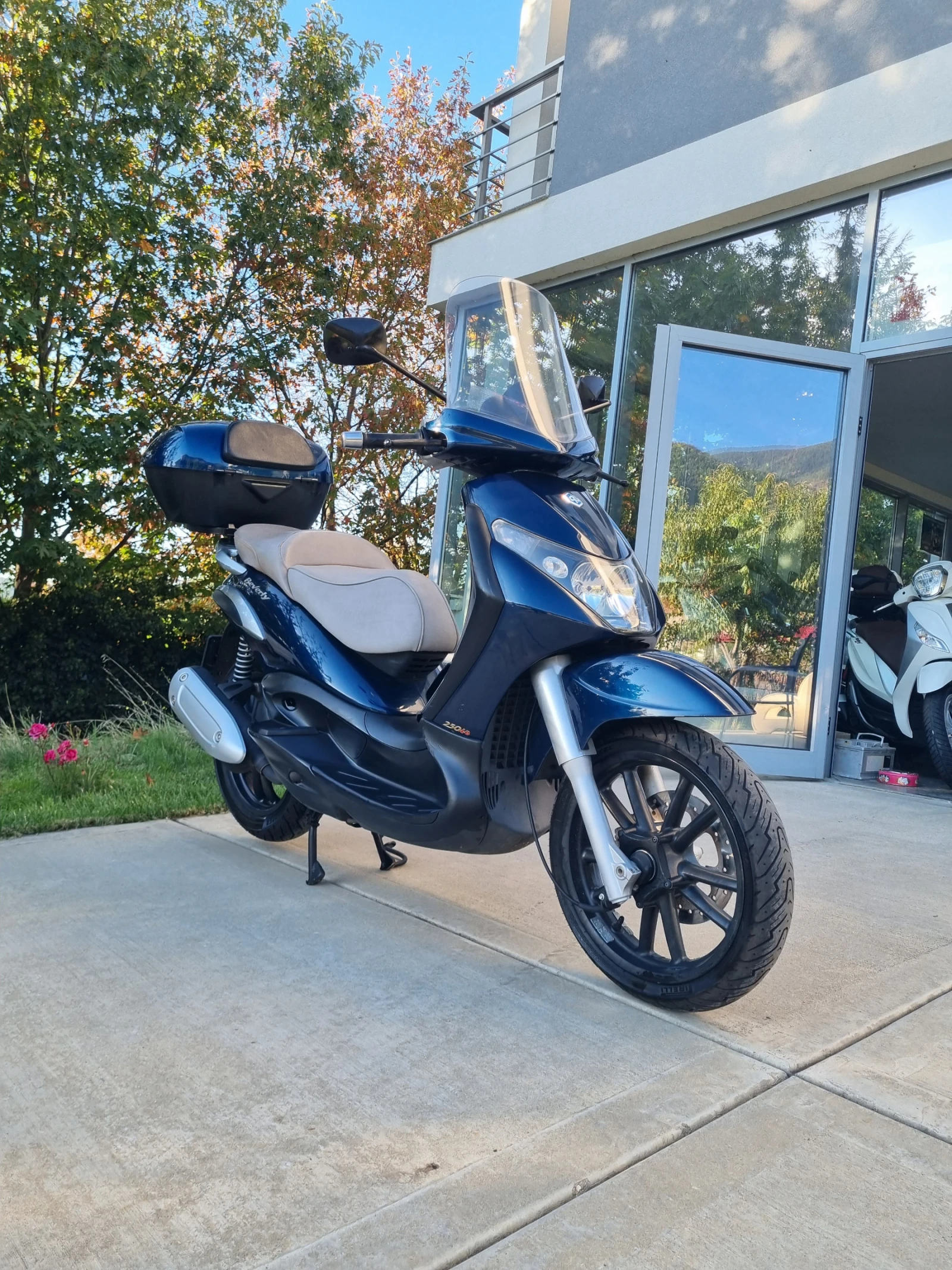 Piaggio Beverly 250i PERFEKTEN 07 - изображение 2