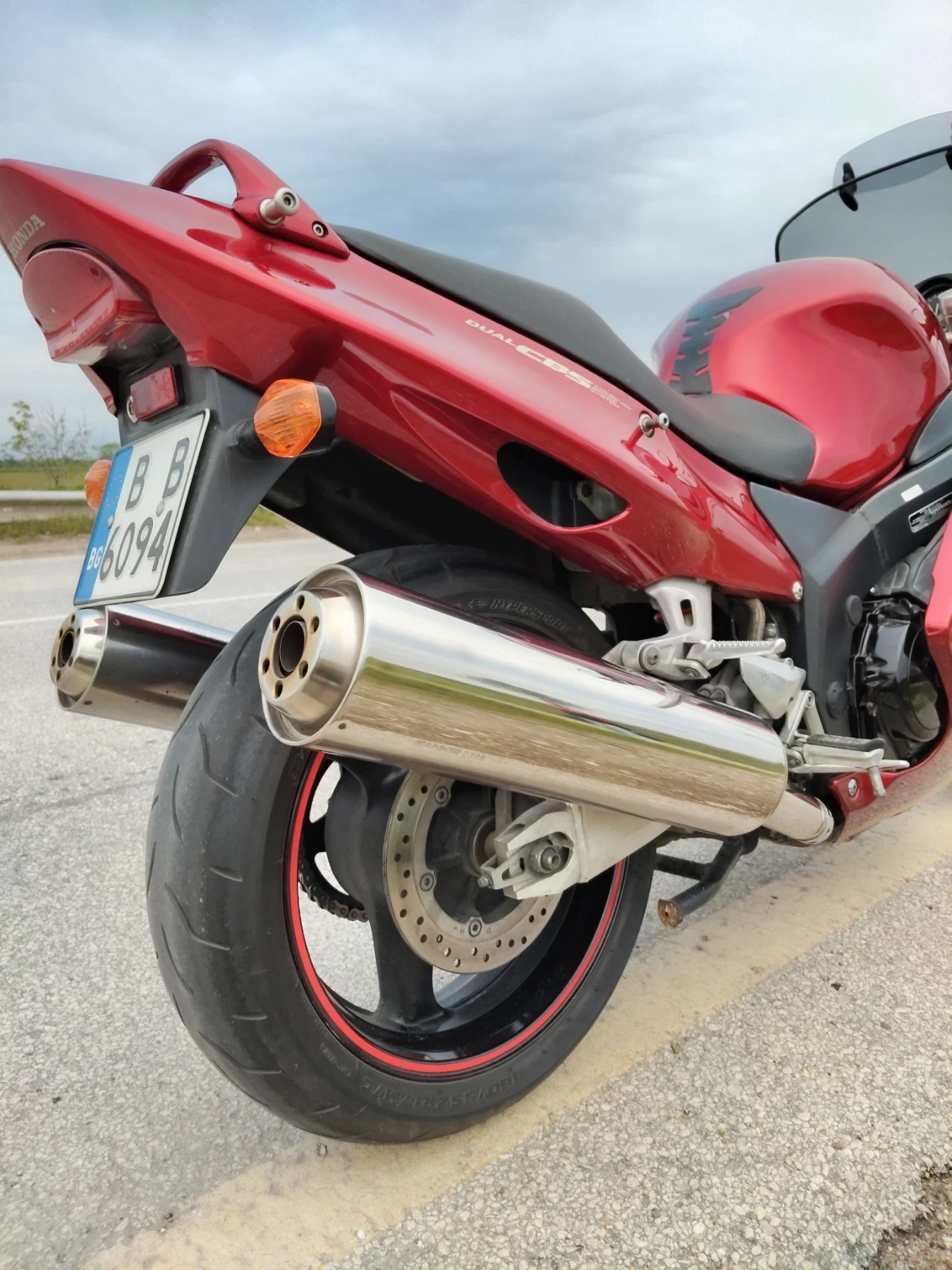 Honda Cbr 1100ХХ - изображение 9