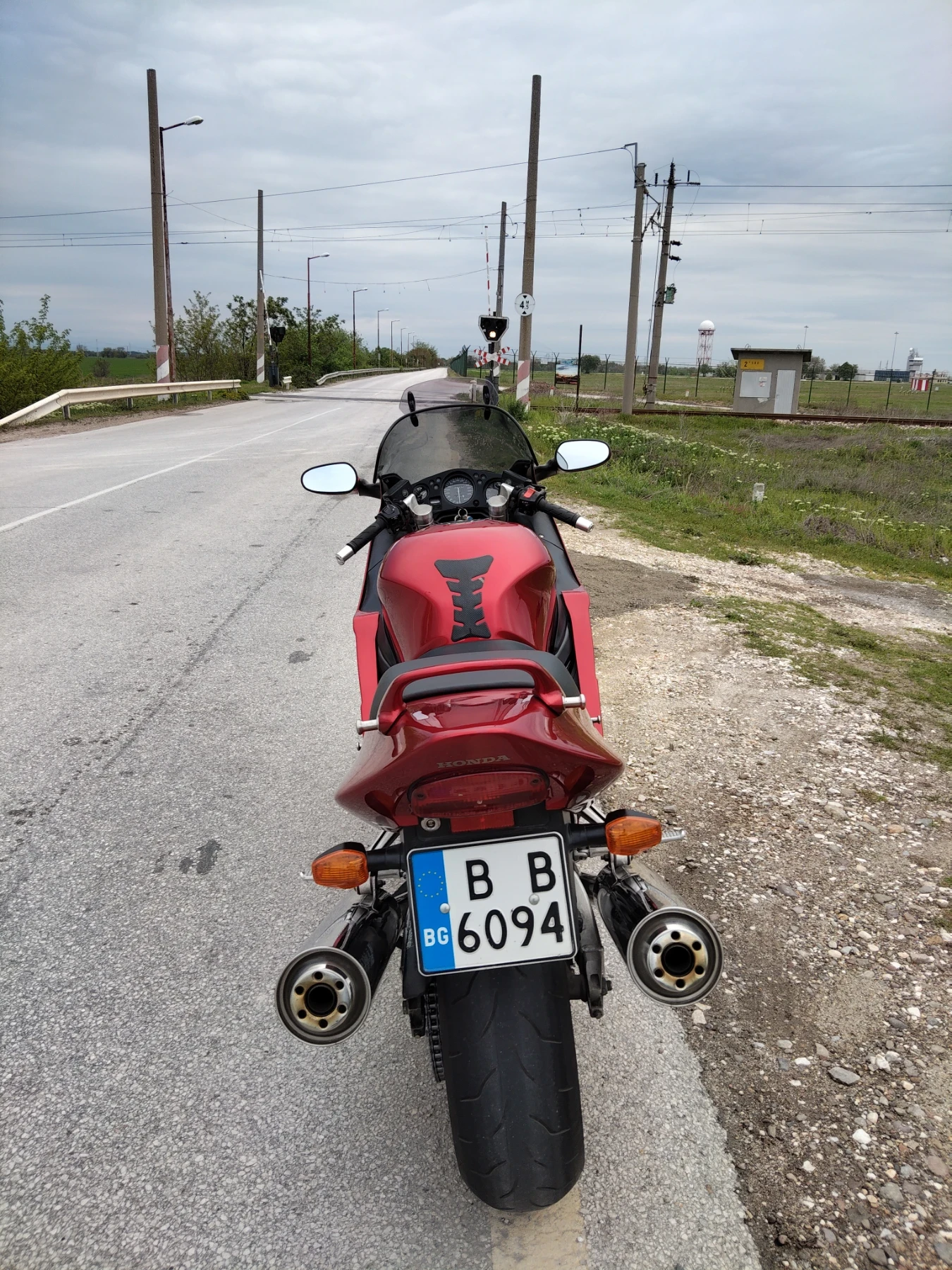 Honda Cbr 1100ХХ - изображение 6