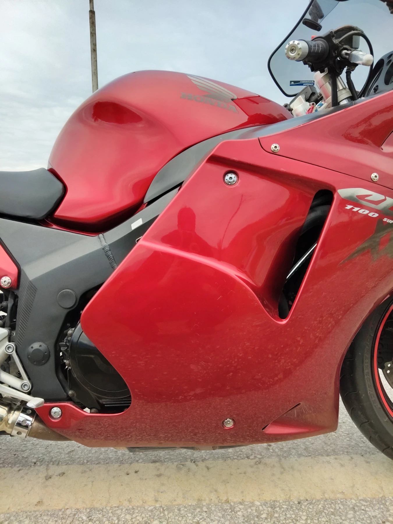 Honda Cbr 1100ХХ - изображение 10