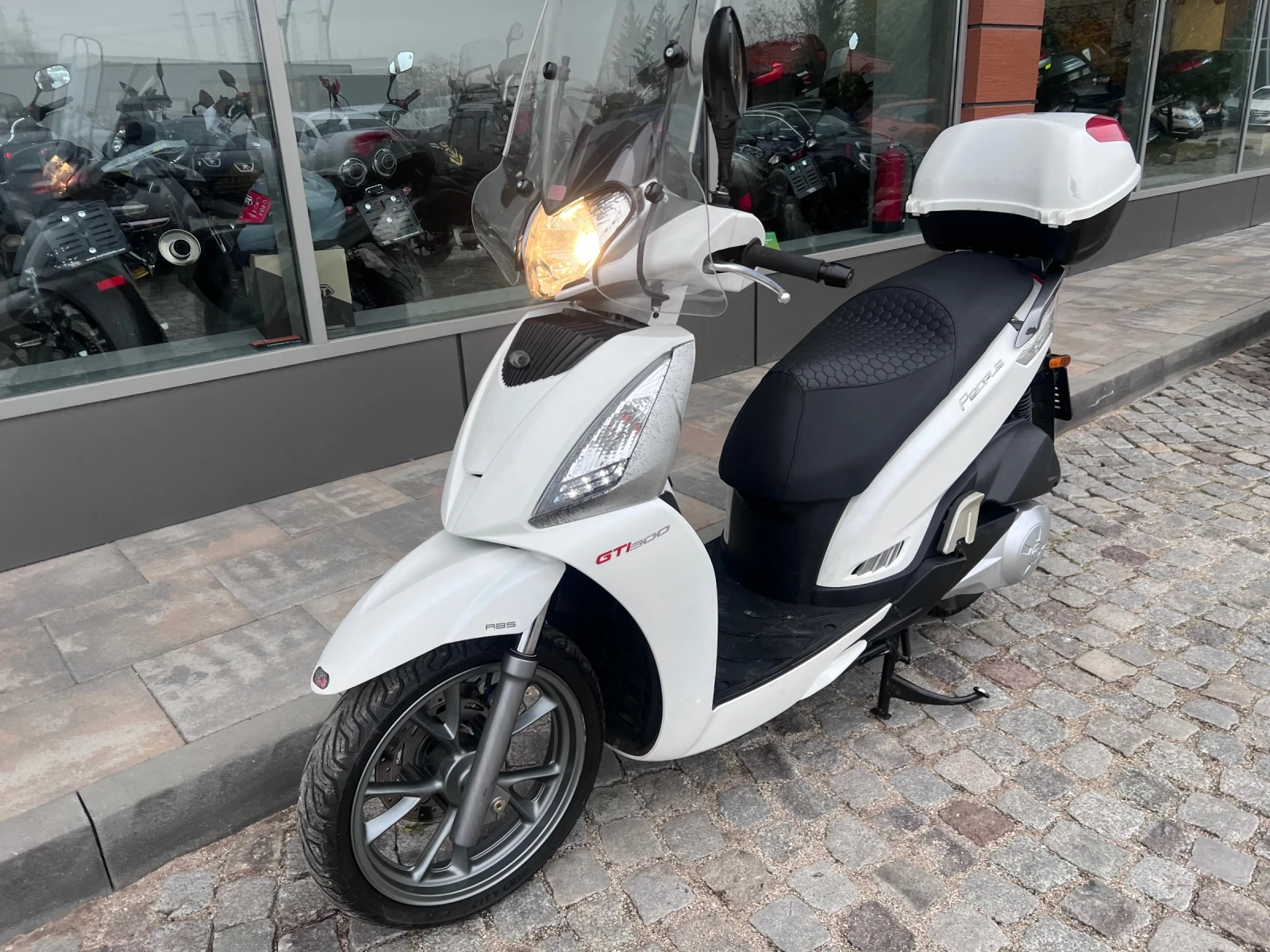 Kymco People 300 GT - изображение 5