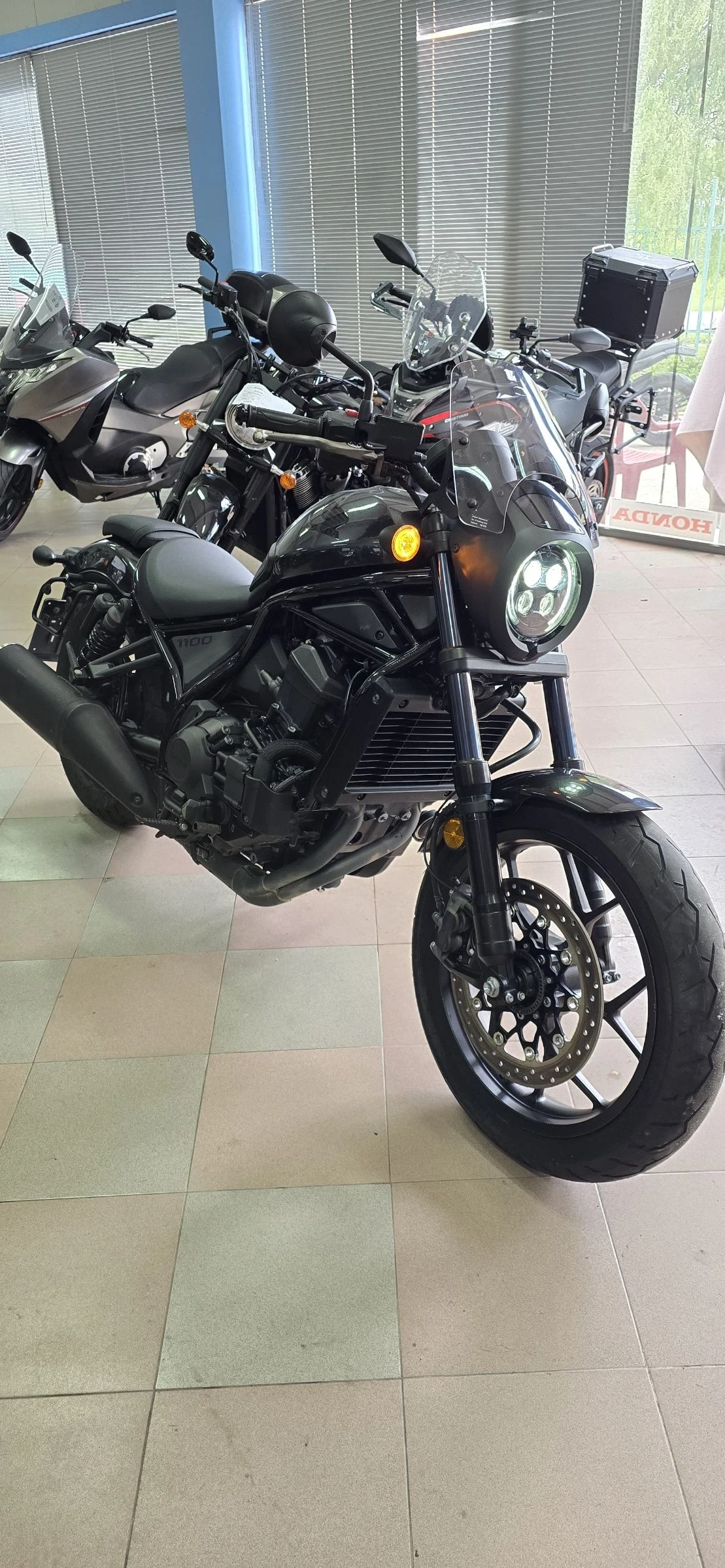 Honda Cmx 1100 Rebel DCT, TCS, ABS! Лизинг !, снимка 3 - Мотоциклети и мототехника - 54485073