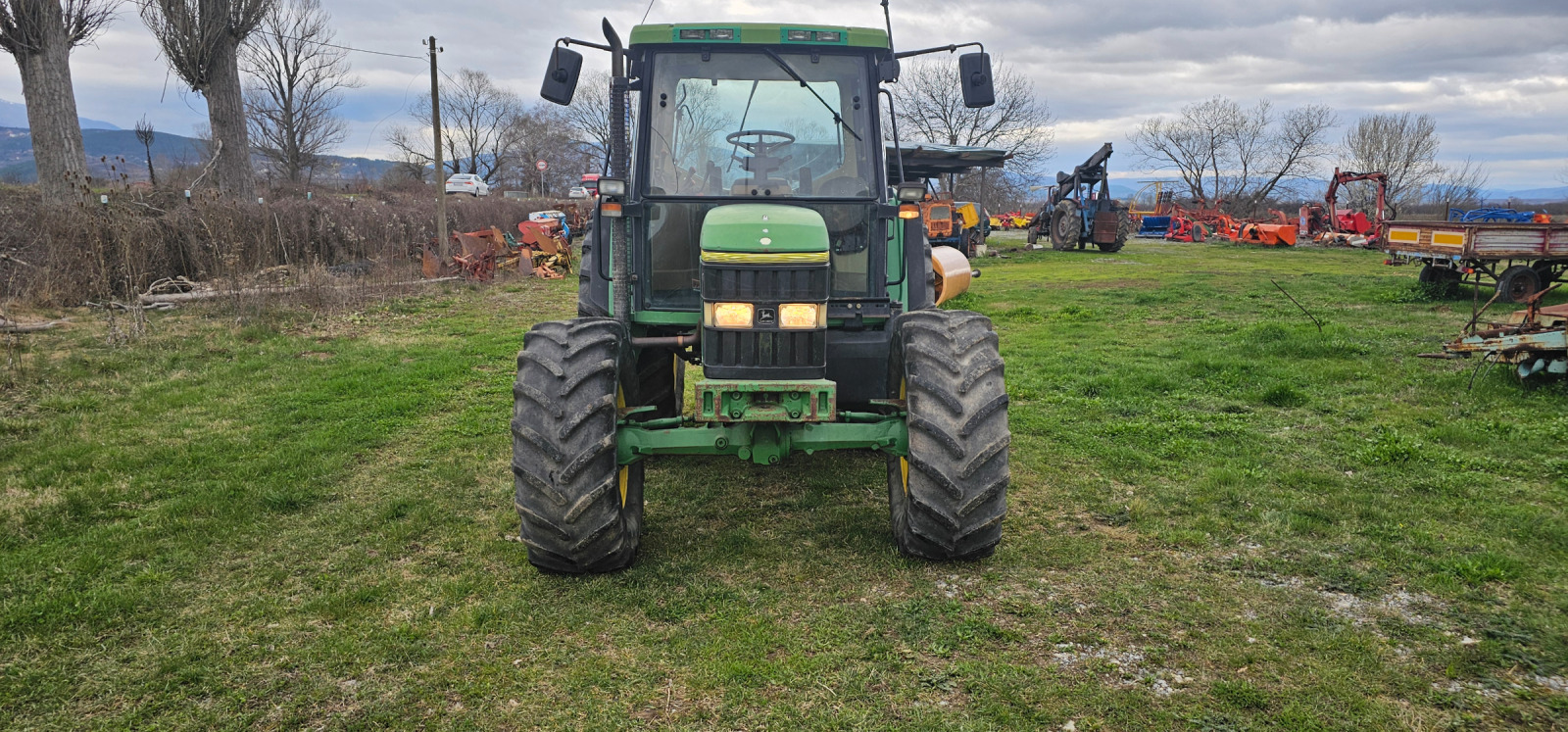 Трактор John Deere 6400 105кс 4х4 нов внос от Италия - изображение 1