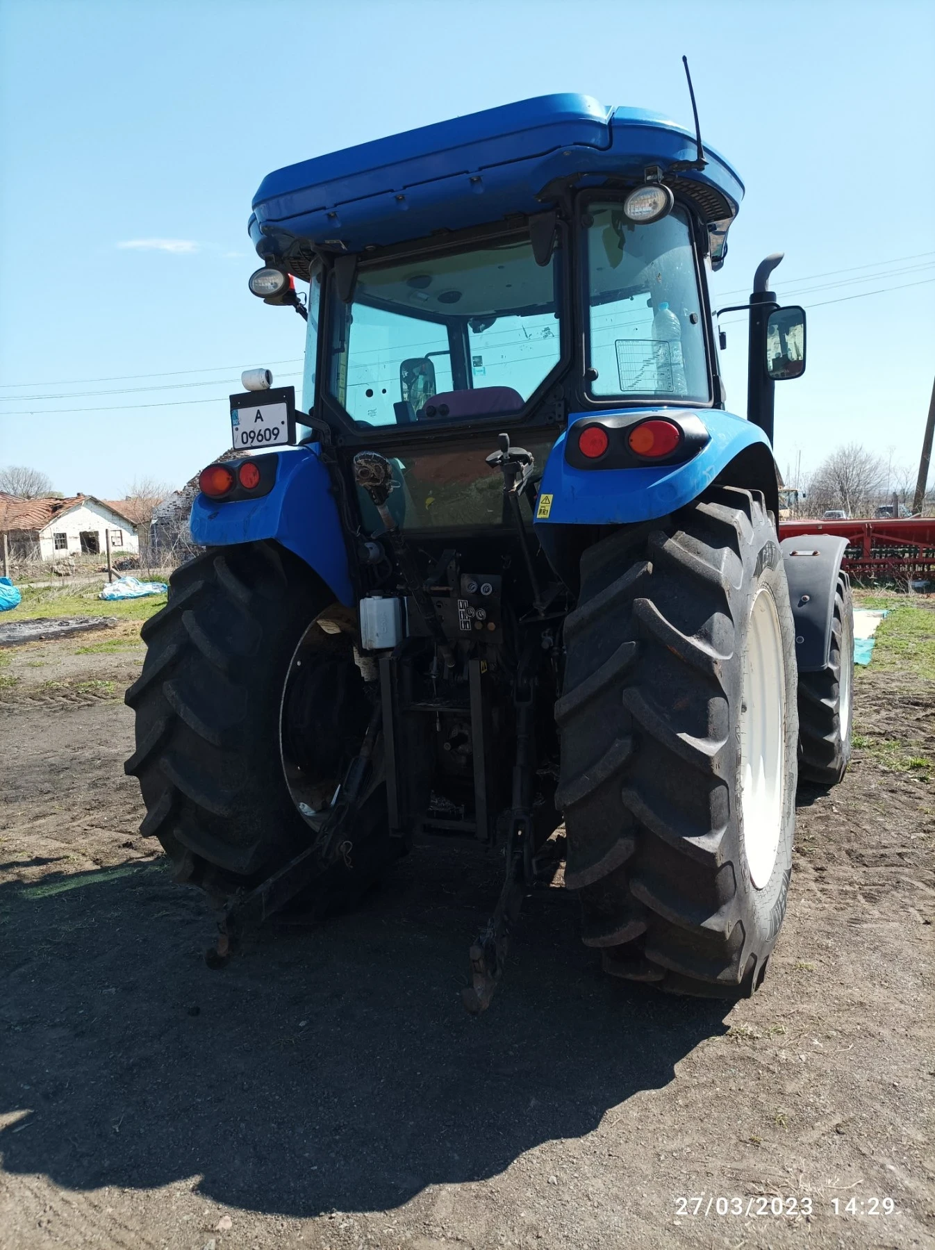 Трактор New Holland TD5 115  - изображение 3