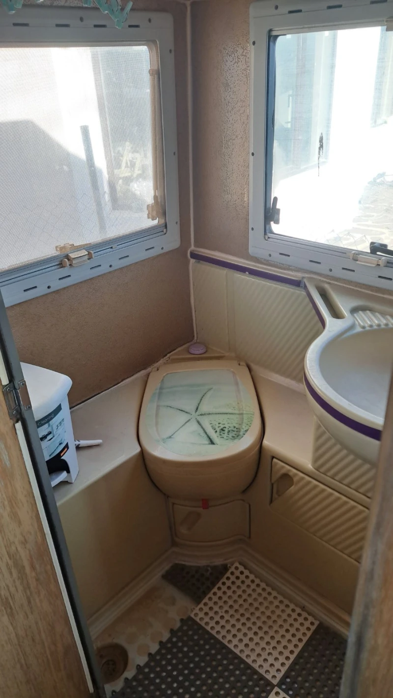 Кемпер Arca, снимка 8 - Каравани и кемпери - 53223173