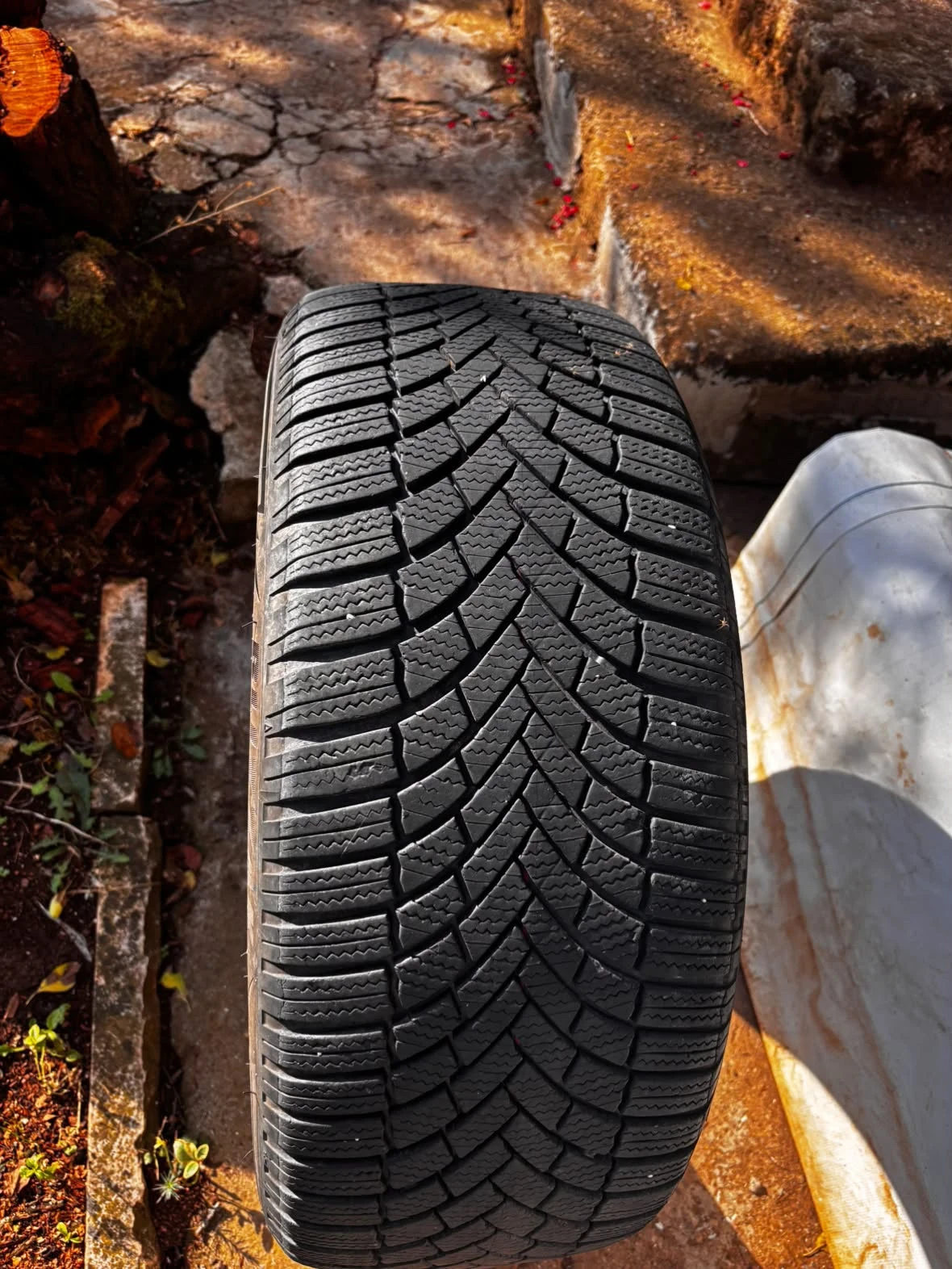 Гуми Зимни 225/50R17