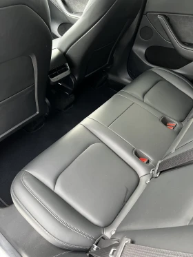 Tesla Model Y Long Range Dual AWD, снимка 12