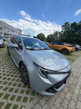 Toyota Corolla 1.8 Hybrid, снимка 2