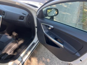 Volvo V60 2.0 D3/D4 R-DESIGN, снимка 4