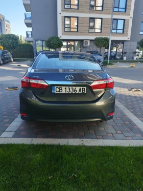 Toyota Corolla Седан, снимка 3