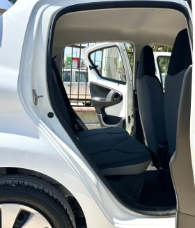 Toyota Aygo 1.0i 68HP E5B | Mobile.bg    13
