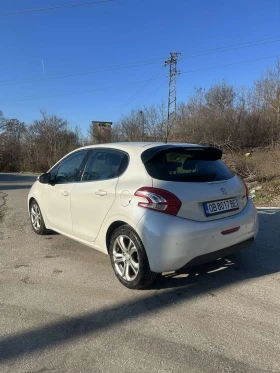Peugeot 208 1.6 HDI Allure 92 к.с., снимка 5