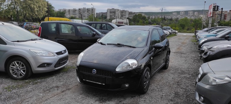 Fiat Punto GRANDE PUNTO 1.4 6SKOROSTI 16V 95PS, снимка 4 - Автомобили и джипове - 45513323