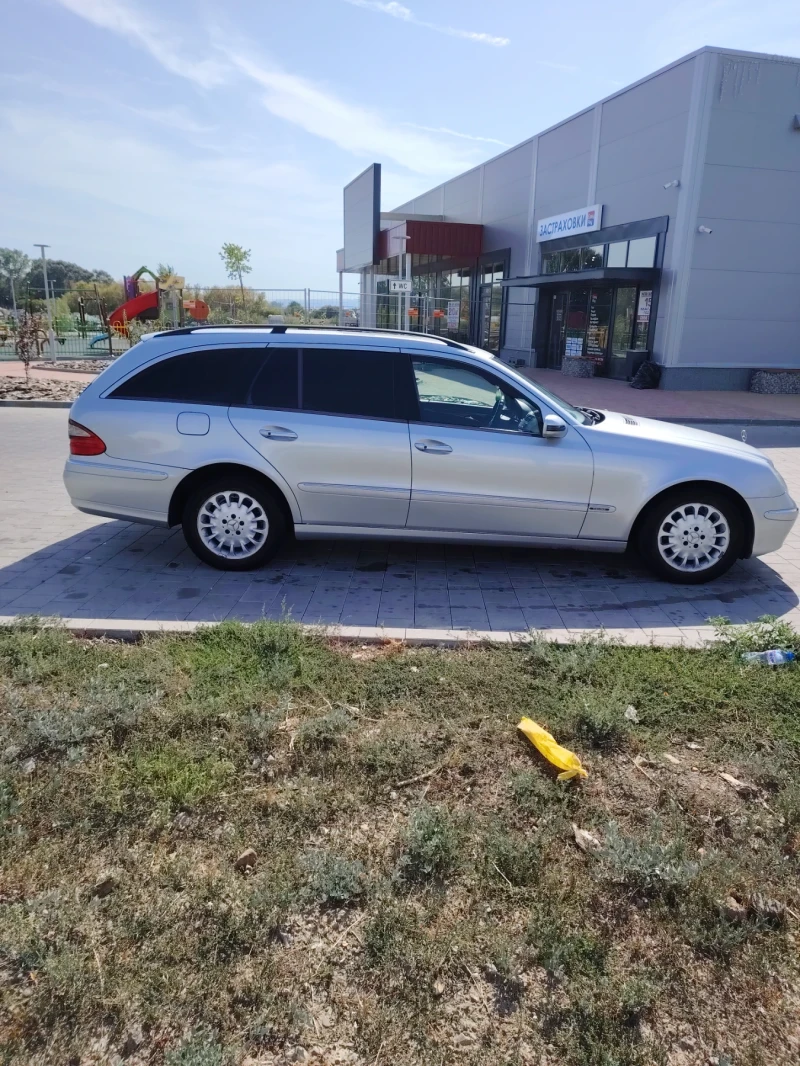 Mercedes-Benz E 270, снимка 8 - Автомобили и джипове - 47303637