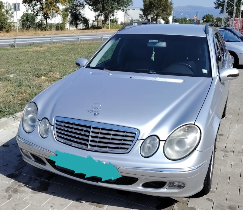 Mercedes-Benz E 270, снимка 2 - Автомобили и джипове - 47303637