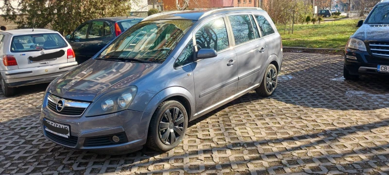 Opel Zafira, снимка 10 - Автомобили и джипове - 48090645