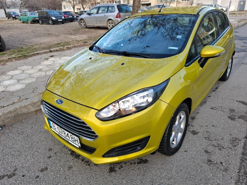 Ford Fiesta, снимка 1 - Автомобили и джипове - 48950424