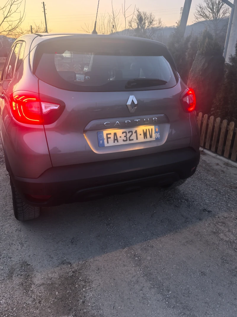 Renault Captur 1.5dci FACE E6, снимка 11 - Автомобили и джипове - 49015447