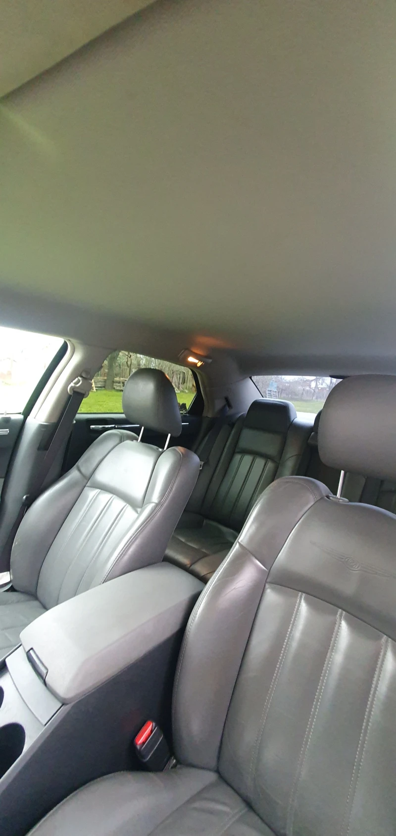 Chrysler 300c, снимка 7 - Автомобили и джипове - 49808726