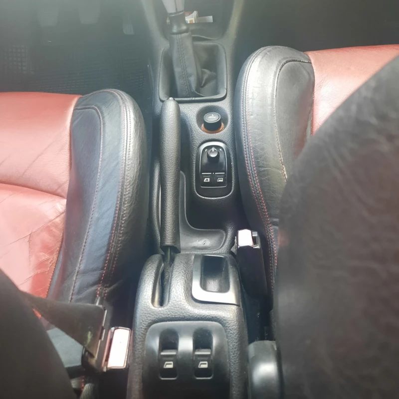 Peugeot 206 1.6 SW, снимка 10 - Автомобили и джипове - 52270359