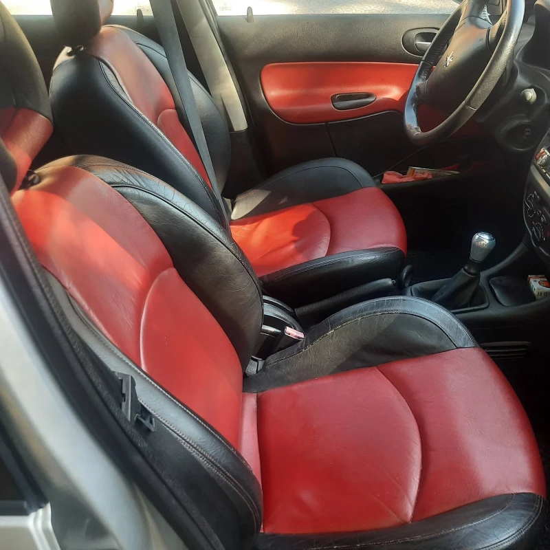 Peugeot 206 1.6 SW, снимка 7 - Автомобили и джипове - 52270359