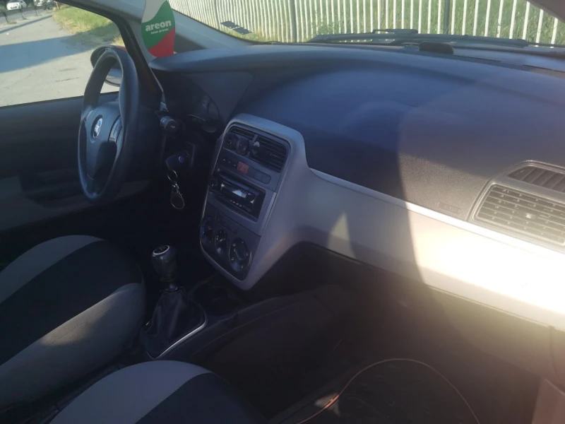 Fiat Punto, снимка 8 - Автомобили и джипове - 52261163