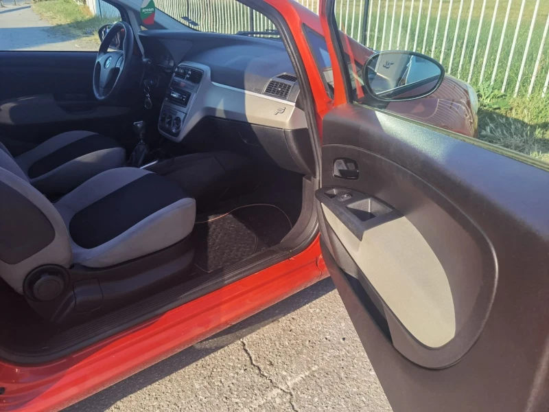 Fiat Punto, снимка 12 - Автомобили и джипове - 52261163