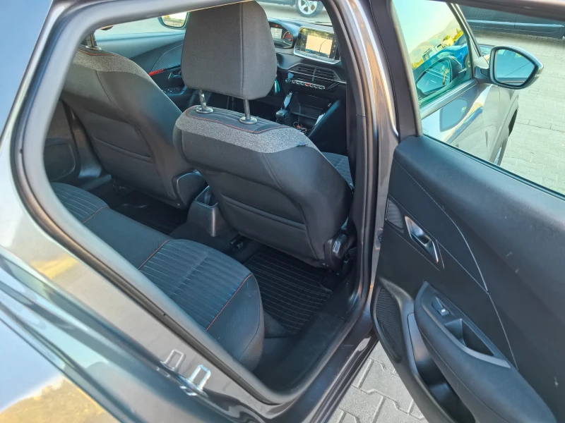 Peugeot 2008 1.5HDI 110кс, снимка 10 - Автомобили и джипове - 52125168