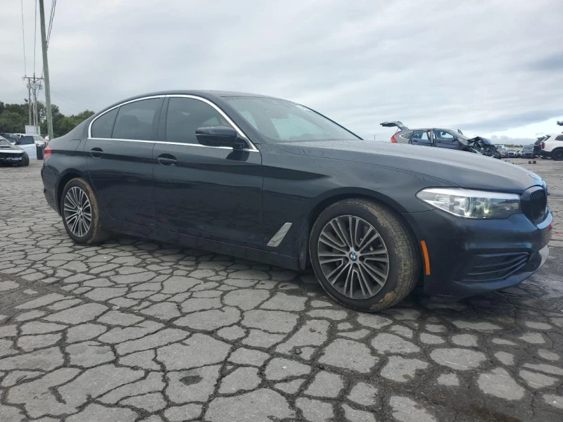 BMW 530 i M Sport / 2.0 Turbo / Harman Kardon /Ел. седалки, снимка 3 - Автомобили и джипове - 52241083