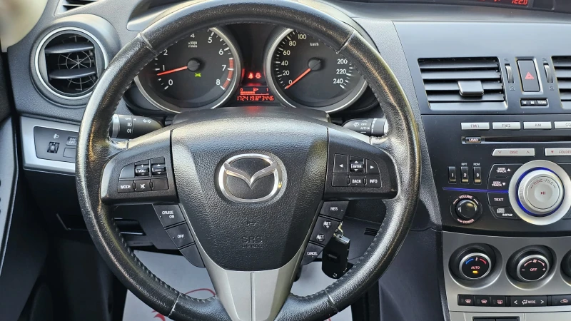 Mazda 3 1.6i 105HP CH-ТОП СЪСТ-РЕАЛНИ КМ-ЛИЗИНГ-ГАРАНЦИЯ, снимка 11 - Автомобили и джипове - 52279320