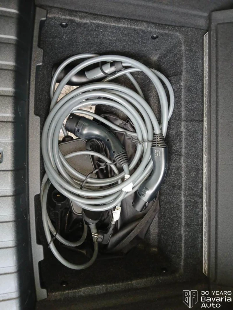 BMW i4 40 xDrive M Sport Paket, снимка 13 - Автомобили и джипове - 52834301