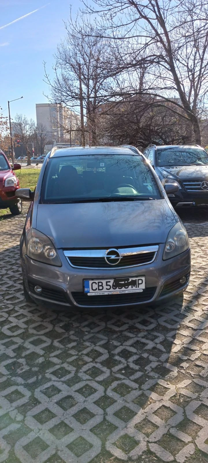 Opel Zafira, снимка 9 - Автомобили и джипове - 48090645