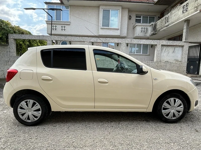 Dacia Sandero 1.2 LPG, снимка 8 - Автомобили и джипове - 49546209