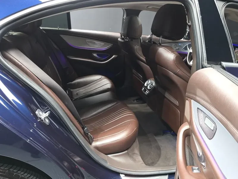 Mercedes-Benz CLS 400 D 4Matic, снимка 12 - Автомобили и джипове - 56210206
