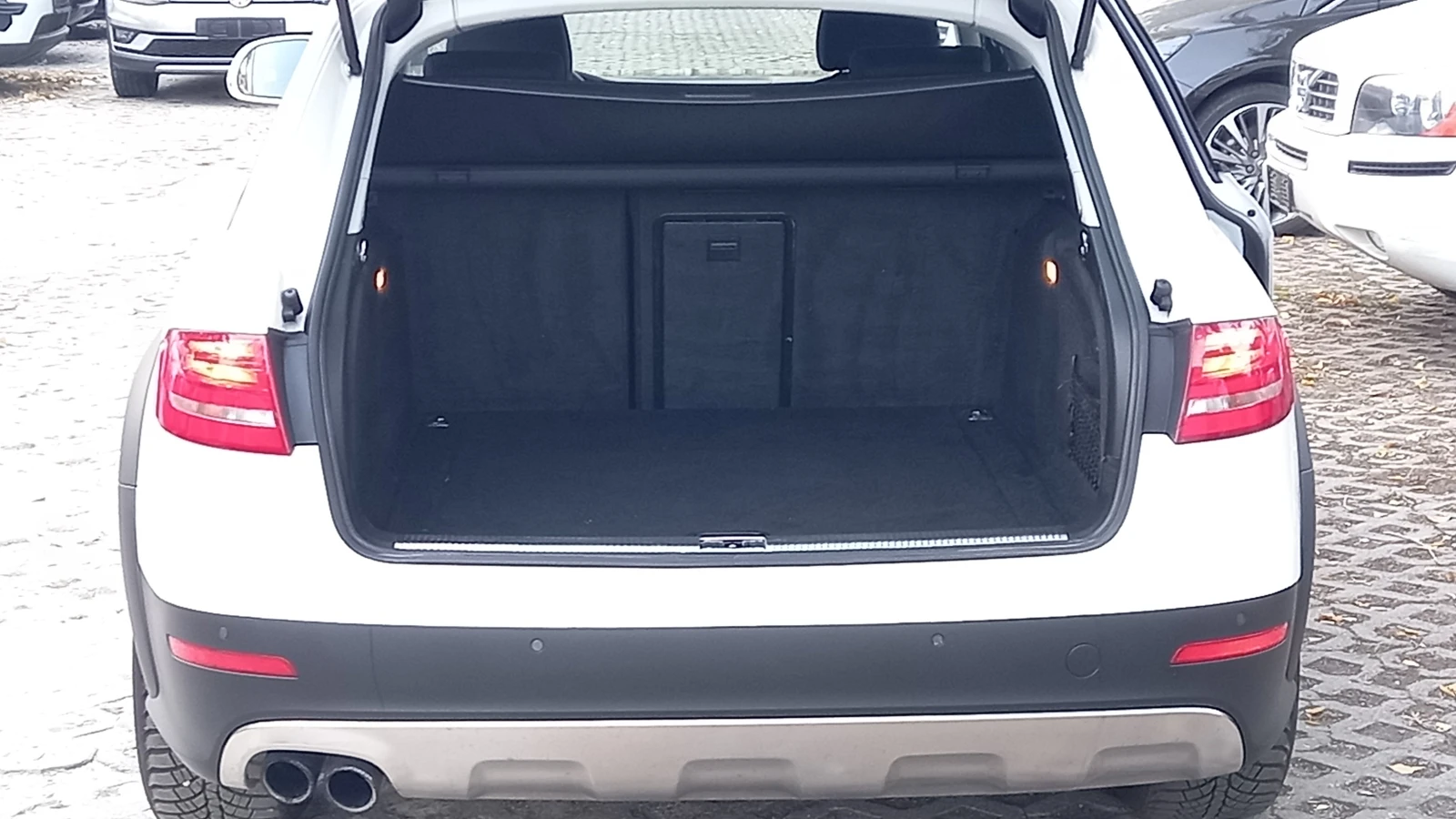Audi A4 Allroad ИЗКЛЮЧИТЕЛНО ФЕЙС СЕРВИЗ КНИЖ ОБСЛУЖН УНИКТ 2.0TDi | Mobile.bg — изображение 16
