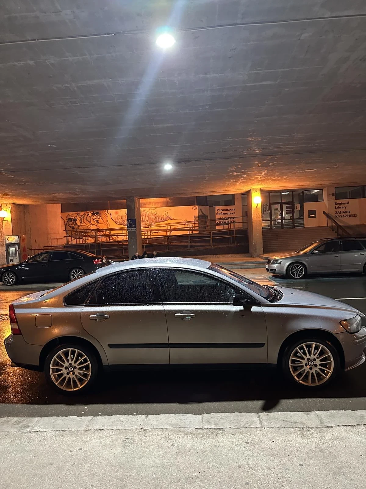 Volvo S40 2.4i - изображение 4