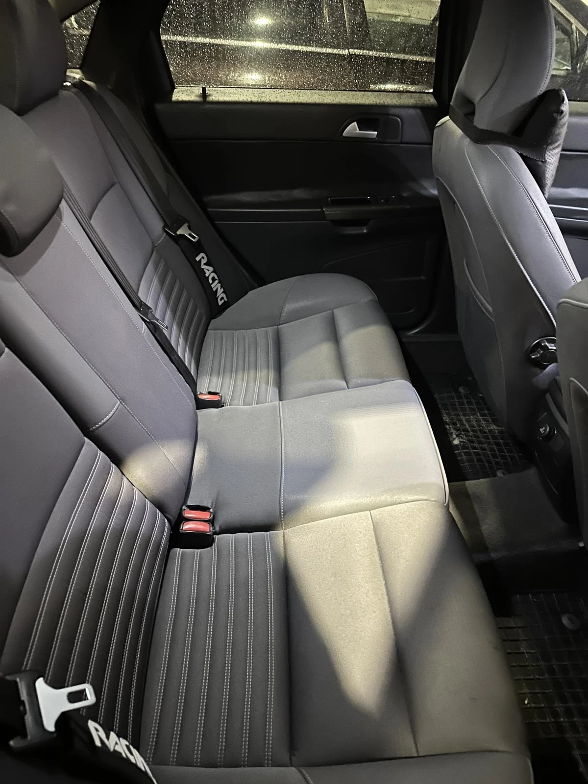 Volvo S40 2.4i - изображение 6