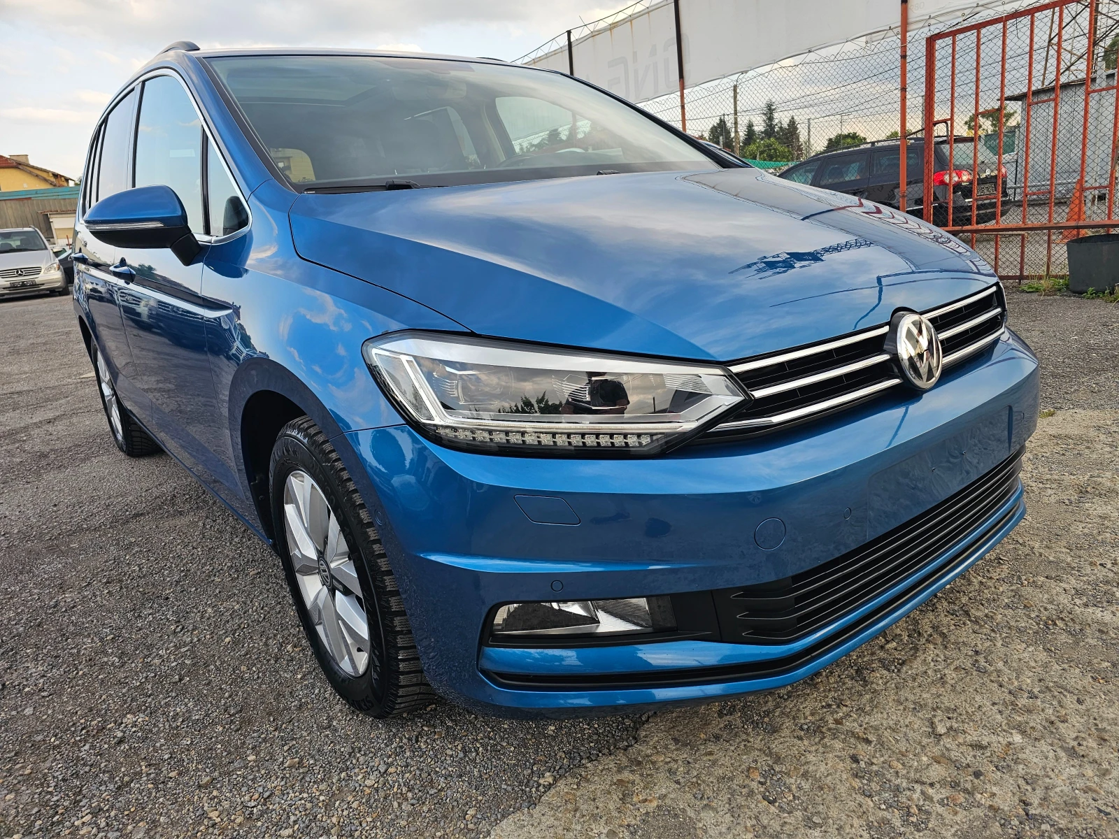 VW Touran 1.4TSI - изображение 2
