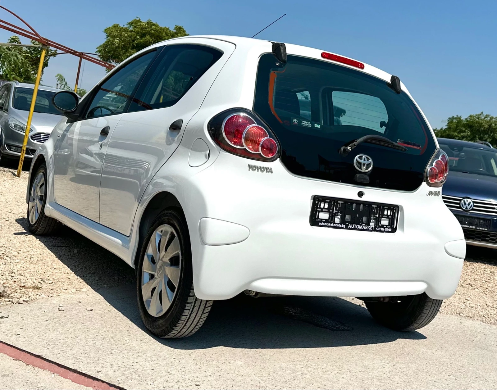 Toyota Aygo 1.0i 68HP E5B - изображение 8