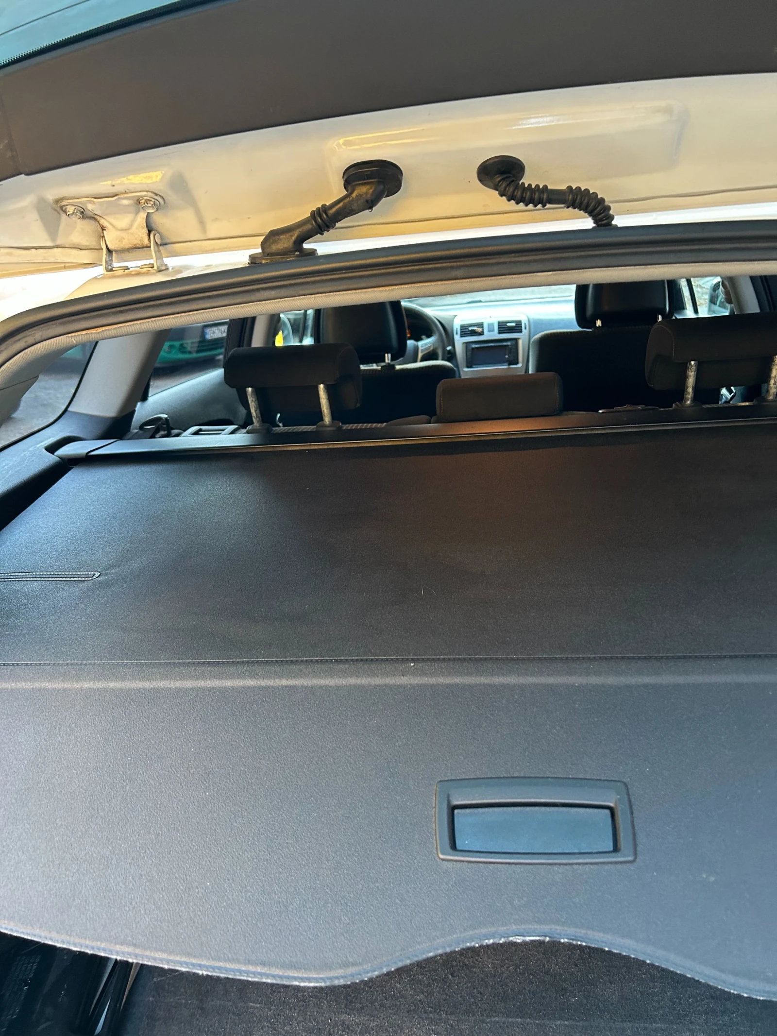 Toyota Avensis | Mobile.bg � ����������� 14