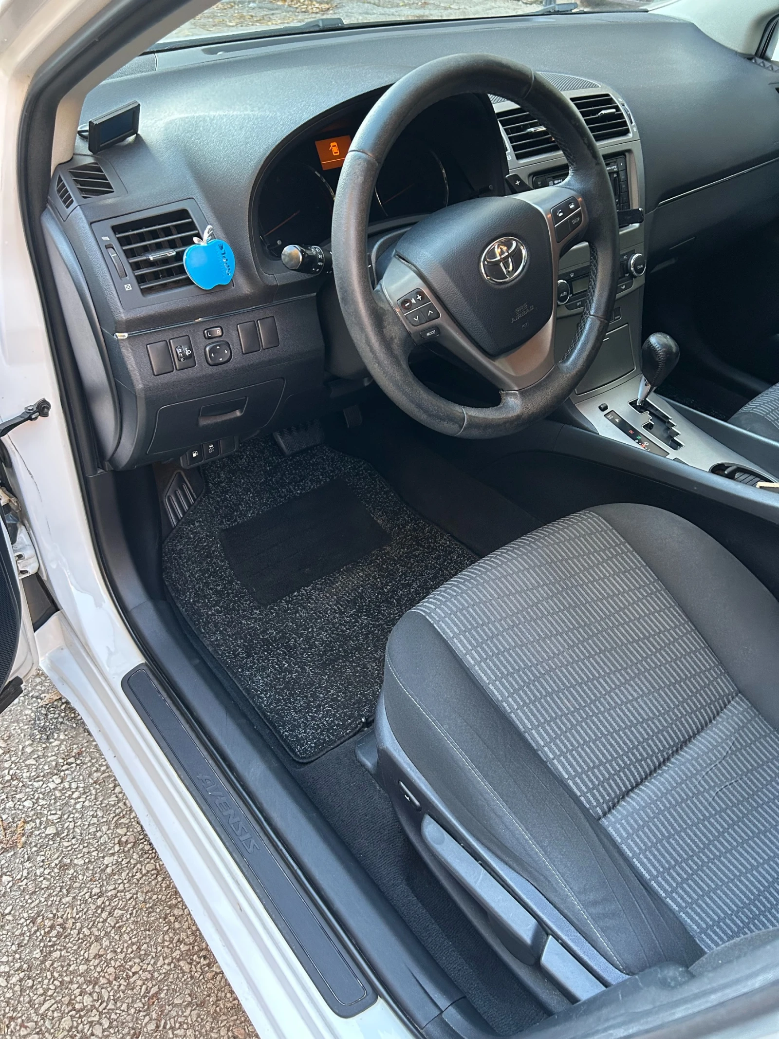 Toyota Avensis | Mobile.bg � ����������� 9