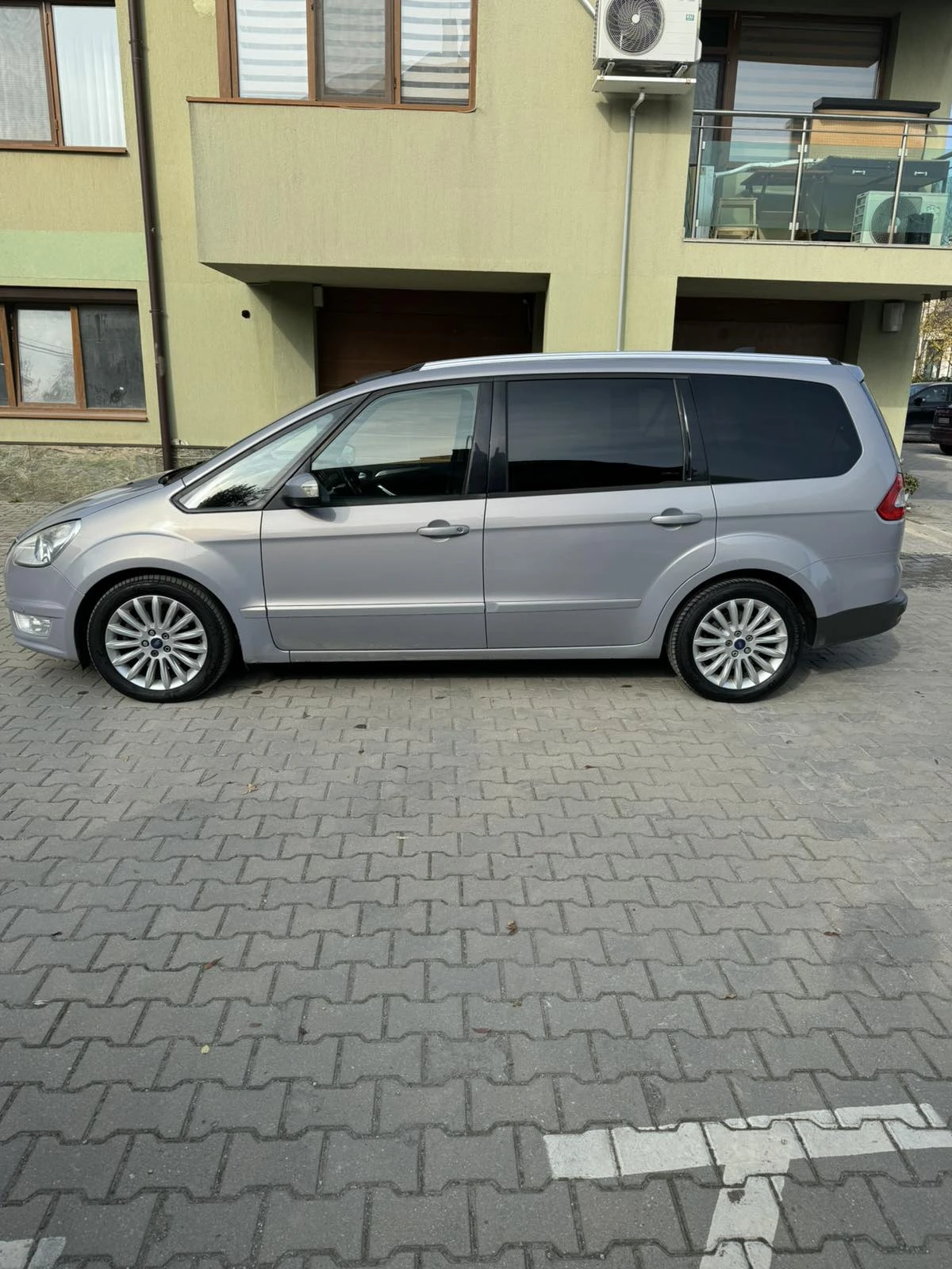 Ford Galaxy 2.0 TDCi - изображение 2