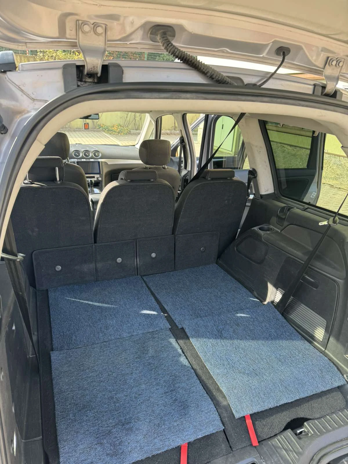 Ford Galaxy 2.0 TDCi - изображение 7