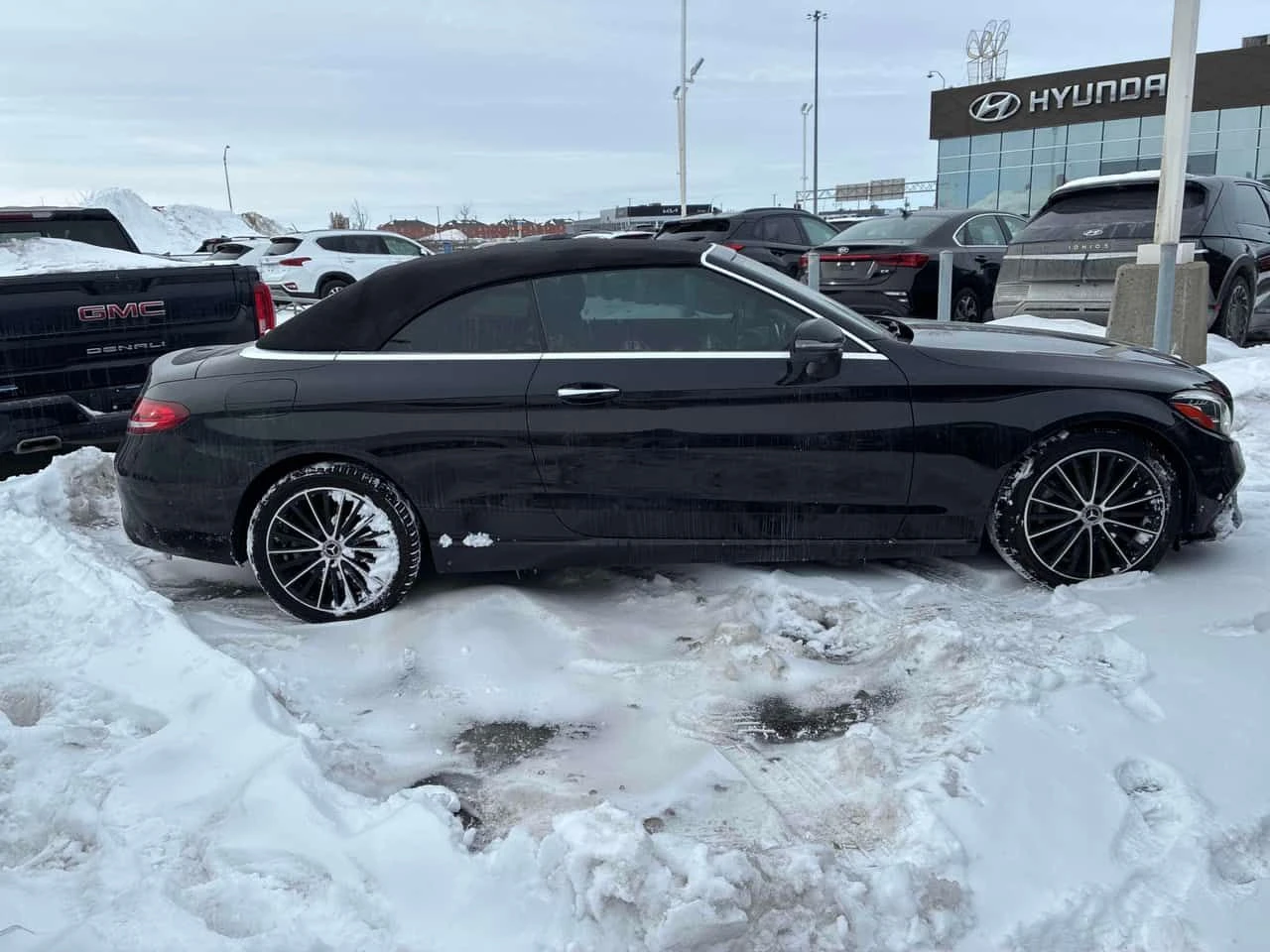 Mercedes-Benz C 300 4 MATIC * CARFAX * KEYLESS * ОБДУХВАНЕ * ПОДГРЕВИ - изображение 3