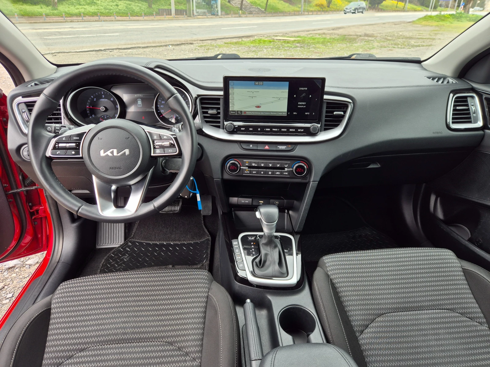 Kia Ceed 1.6d Mild-Hybrid, снимка 14 - Автомобили и джипове - 54067141